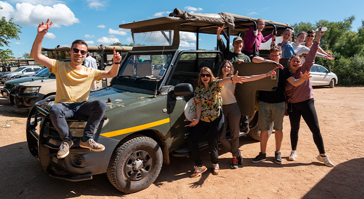 22-35ers groep op safari