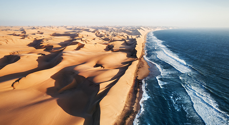 Luchtfoto van de Skeleton Coast