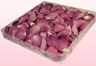 1 Liter Verpackung mit gefriergetrockneten Rosenblättern in der Farbe Violett