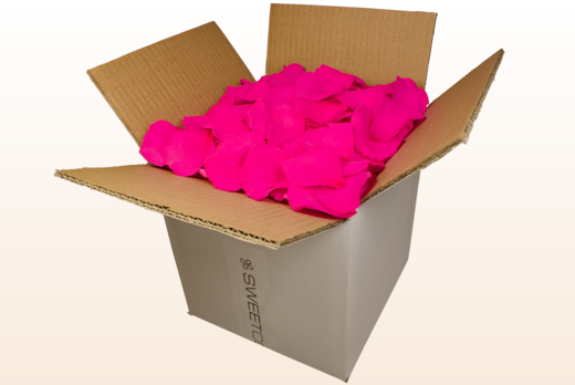 Confezione da 8 litri con petali di rosa stabilizzata di colore fuchsia. 