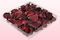 1 Liter Verpackung mit gefriergetrockneten Rosenblättern in der Farbe Weinrot