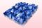 1 Liter Verpackung mit gefriergetrockneten Rosenblättern in der Farbe Blau